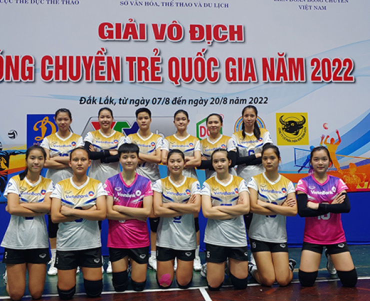 Đội bóng chuyền nữ VietinBank lọt Top 4 đội mạnh nhất Giải Vô địch Bóng chuyền trẻ Quốc gia 2022